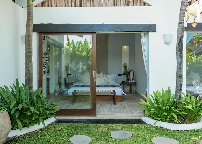 Tropical Oasis In - Ruby * Canggu (Bali)