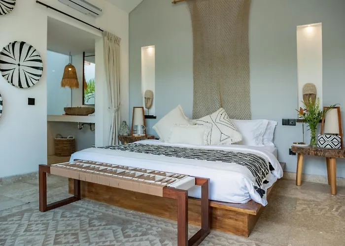 Villa Tropical Oasis In - Ruby Canggu (Bali)