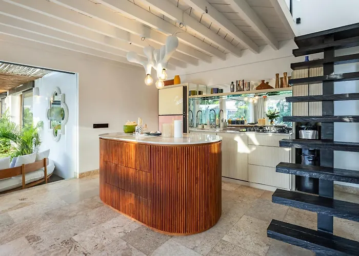 Tropical Oasis In - Ruby Villa Canggu (Bali)