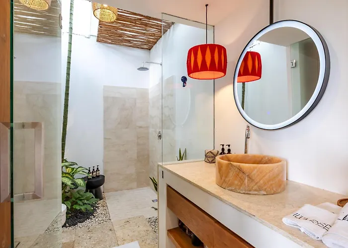 Tropical Oasis In - Ruby Villa Canggu (Bali)